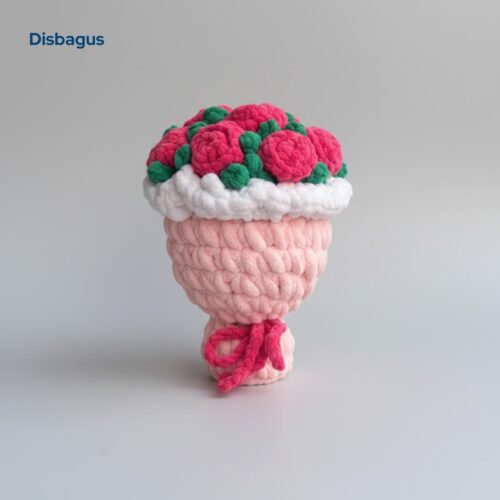 Chunky Yarn Jumbo Pink Rose Bouquet